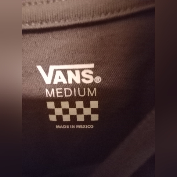 NWT VANS M SHIRT OFF THE WALL - Picture 4 of 6